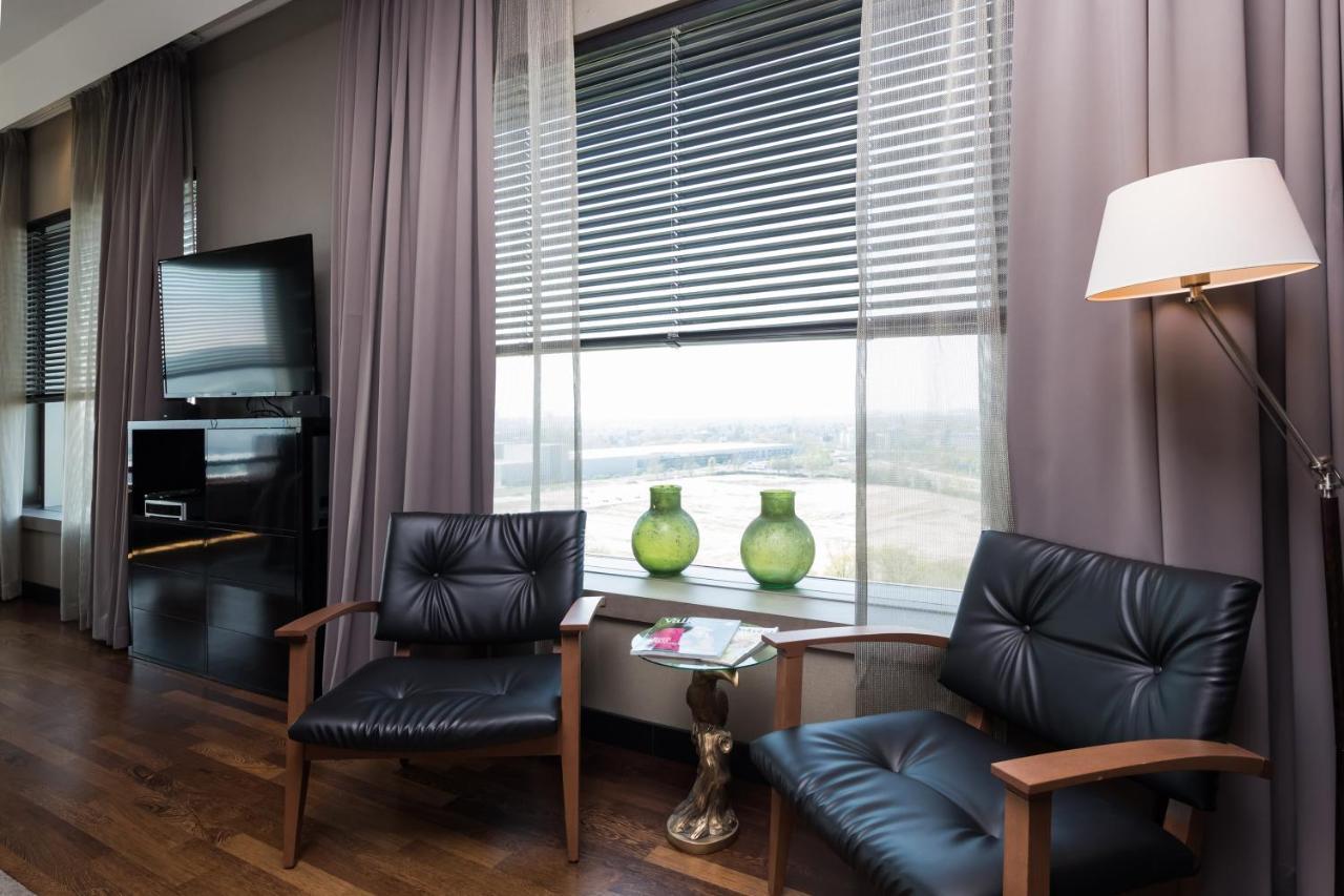 Van Der Valk Hotel Duesseldorf Düsseldorf Exterior foto